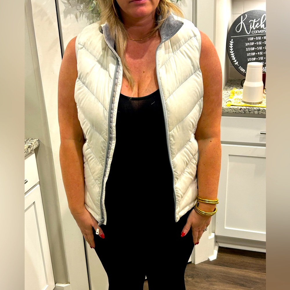 Mountain Hardwear Down Vest
